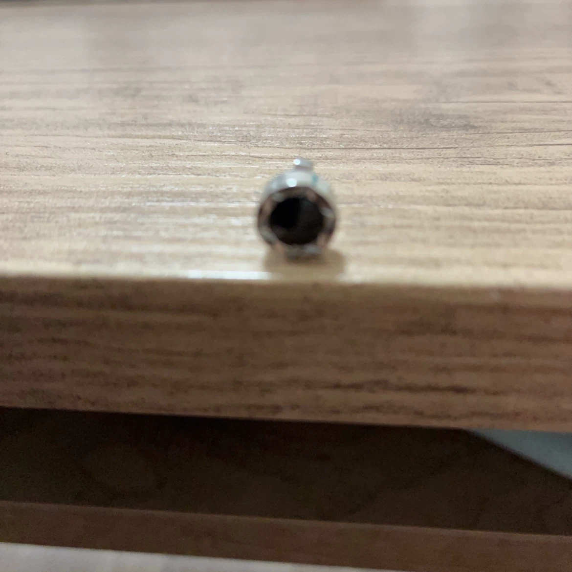 ピアス　黒　ユニセックス