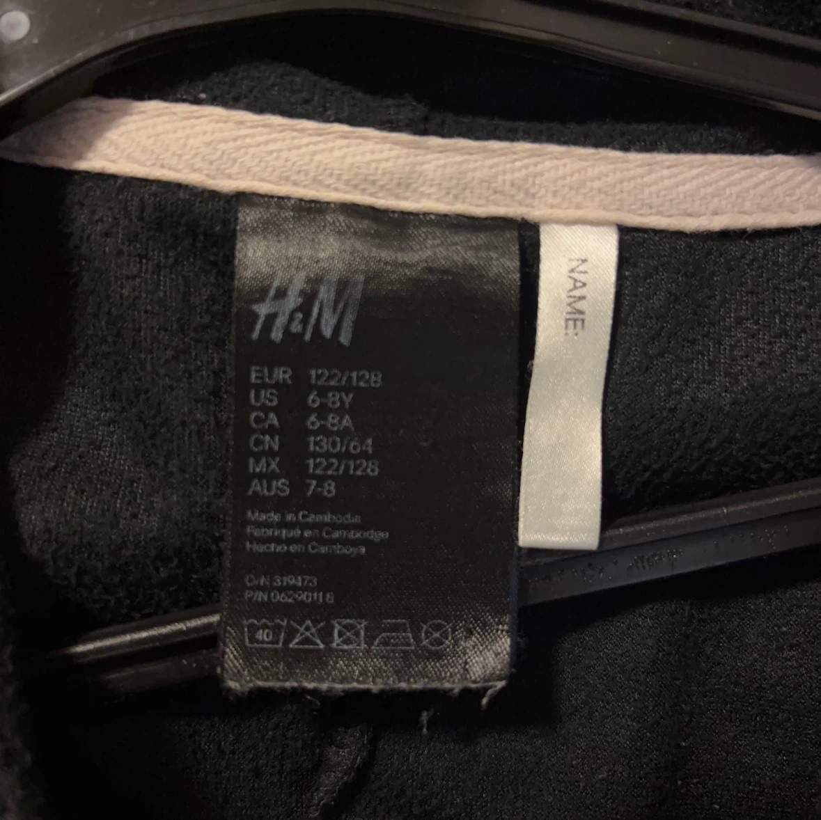 H&M ネコ耳付き フリース オールインワン 125cmの写真5枚目