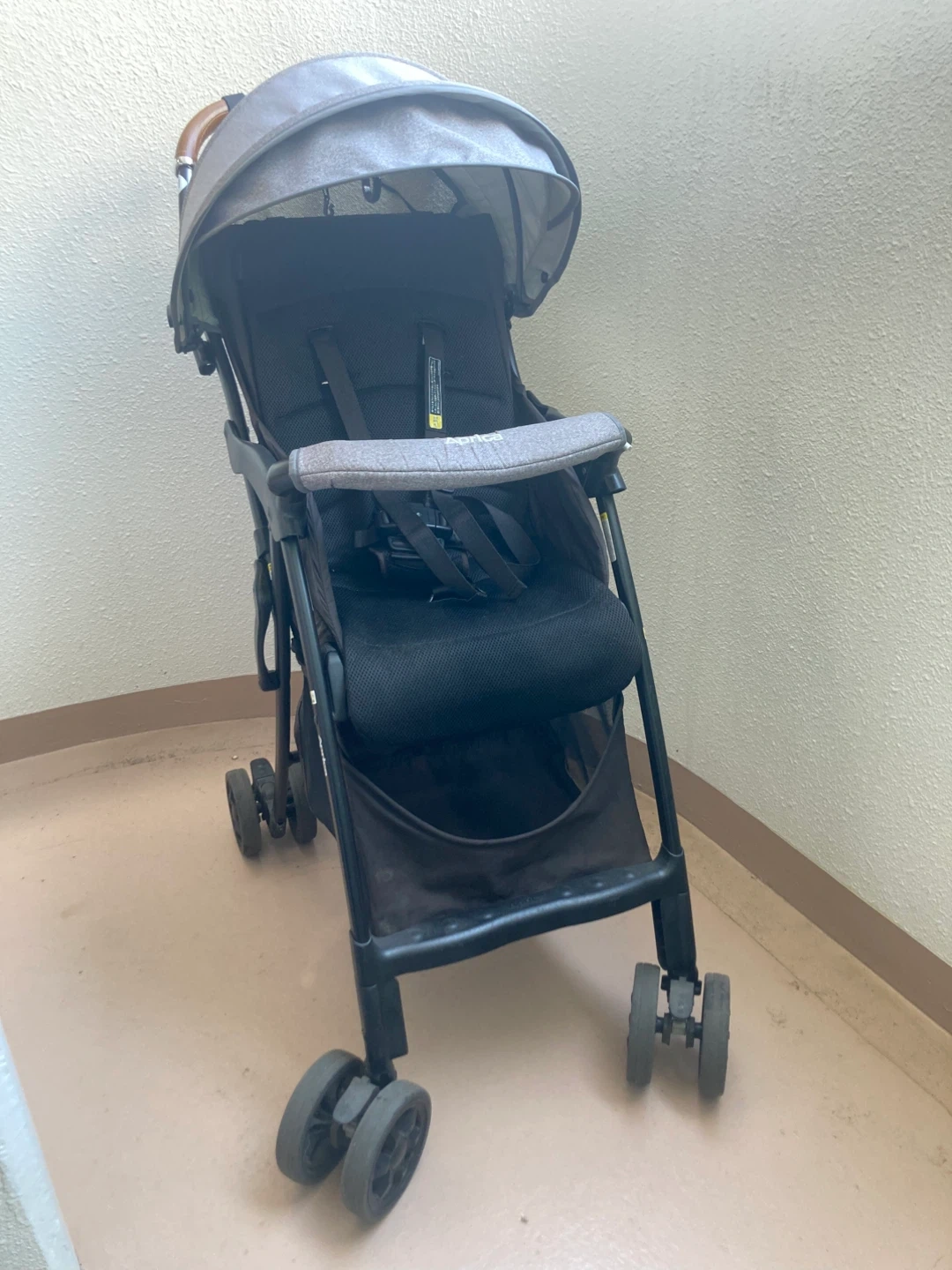 アップリカB型ベビーカーの写真2枚目