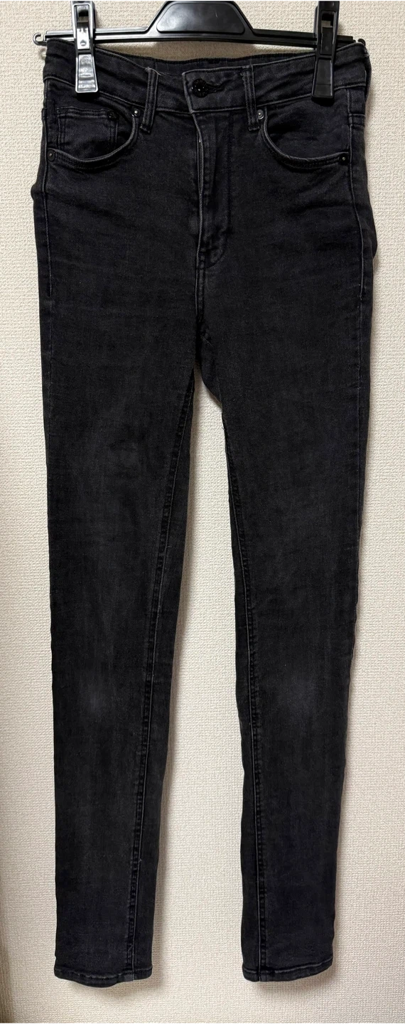 エイチアンドエム スキニーデニム ブラック 25/32