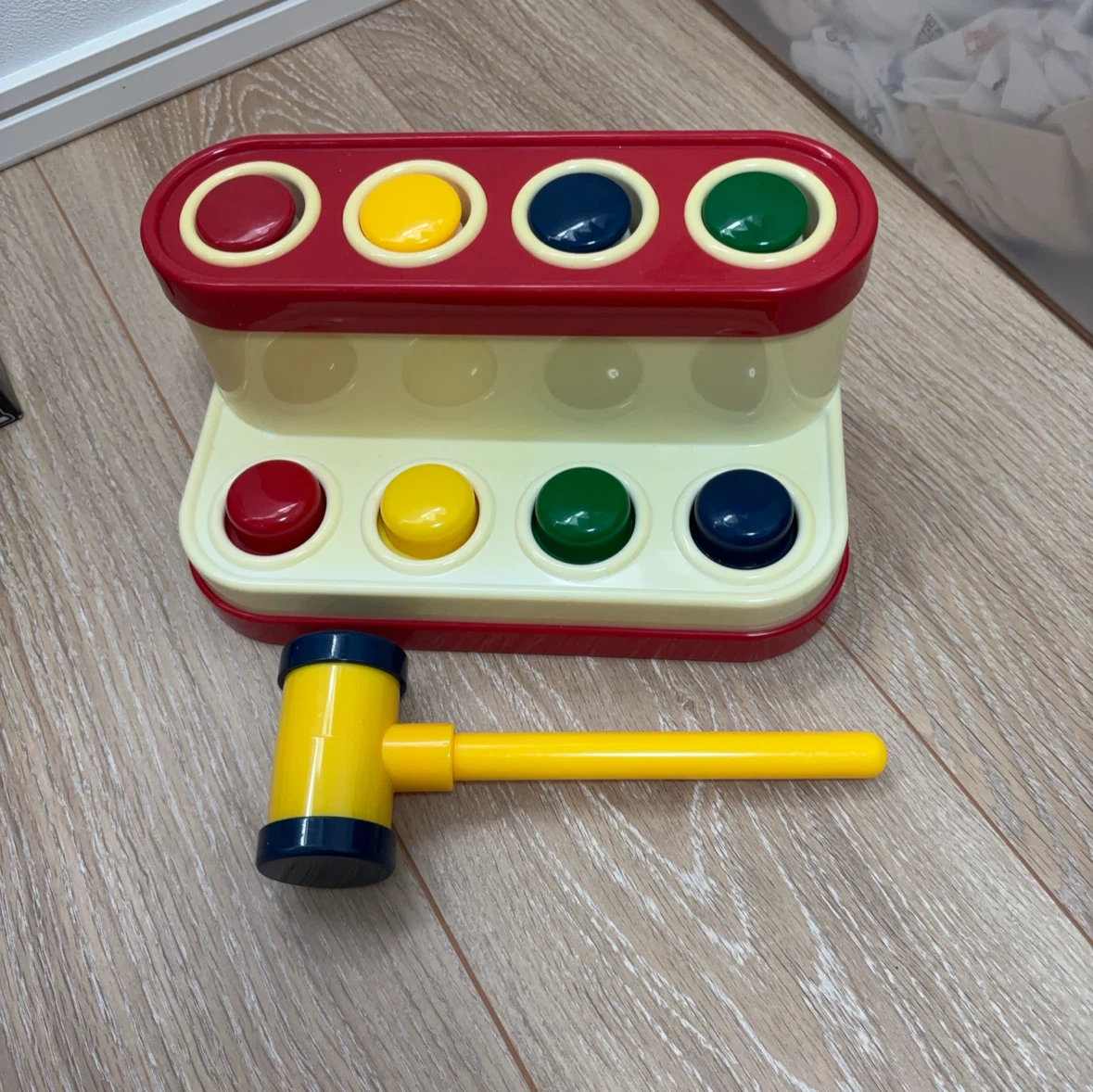 たたき遊び おもちゃ ハンマー付き