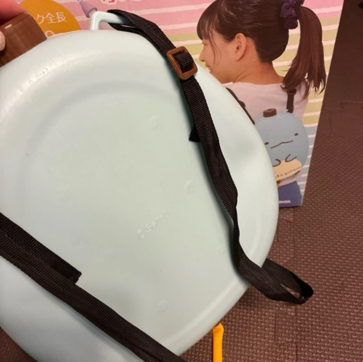 すみっコぐらし 背負えるタンク式 水でっぽうの写真3枚目