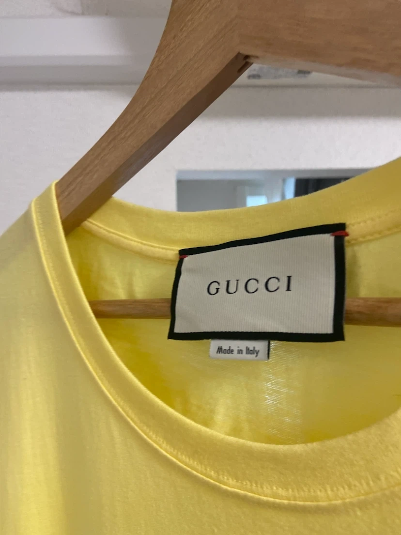 gucci グッチ Tシャツ xs イエロー BLIND FOR LOVEの写真2枚目