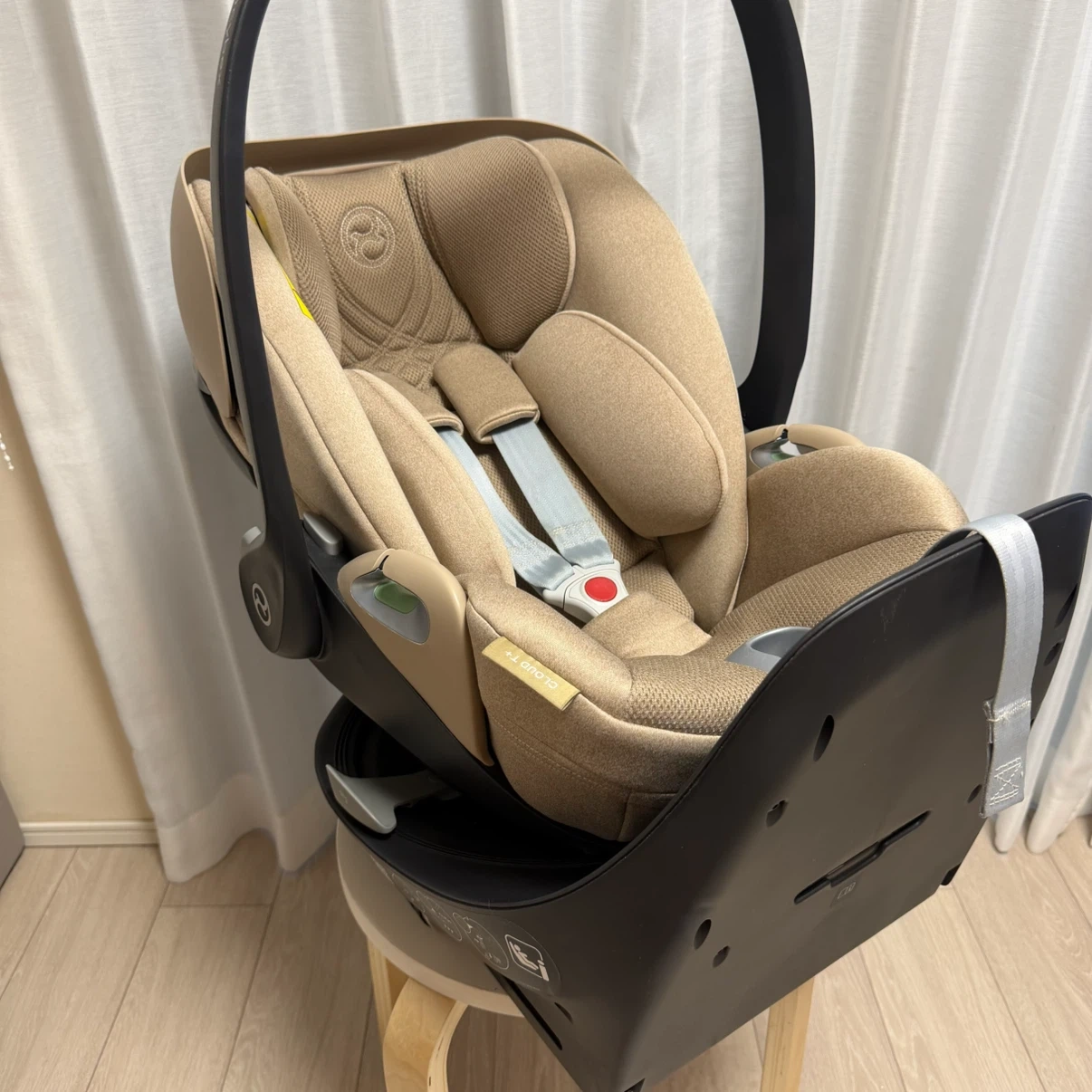 【美品】サイベックス クラウドT i-Size チャイルドシート cybex