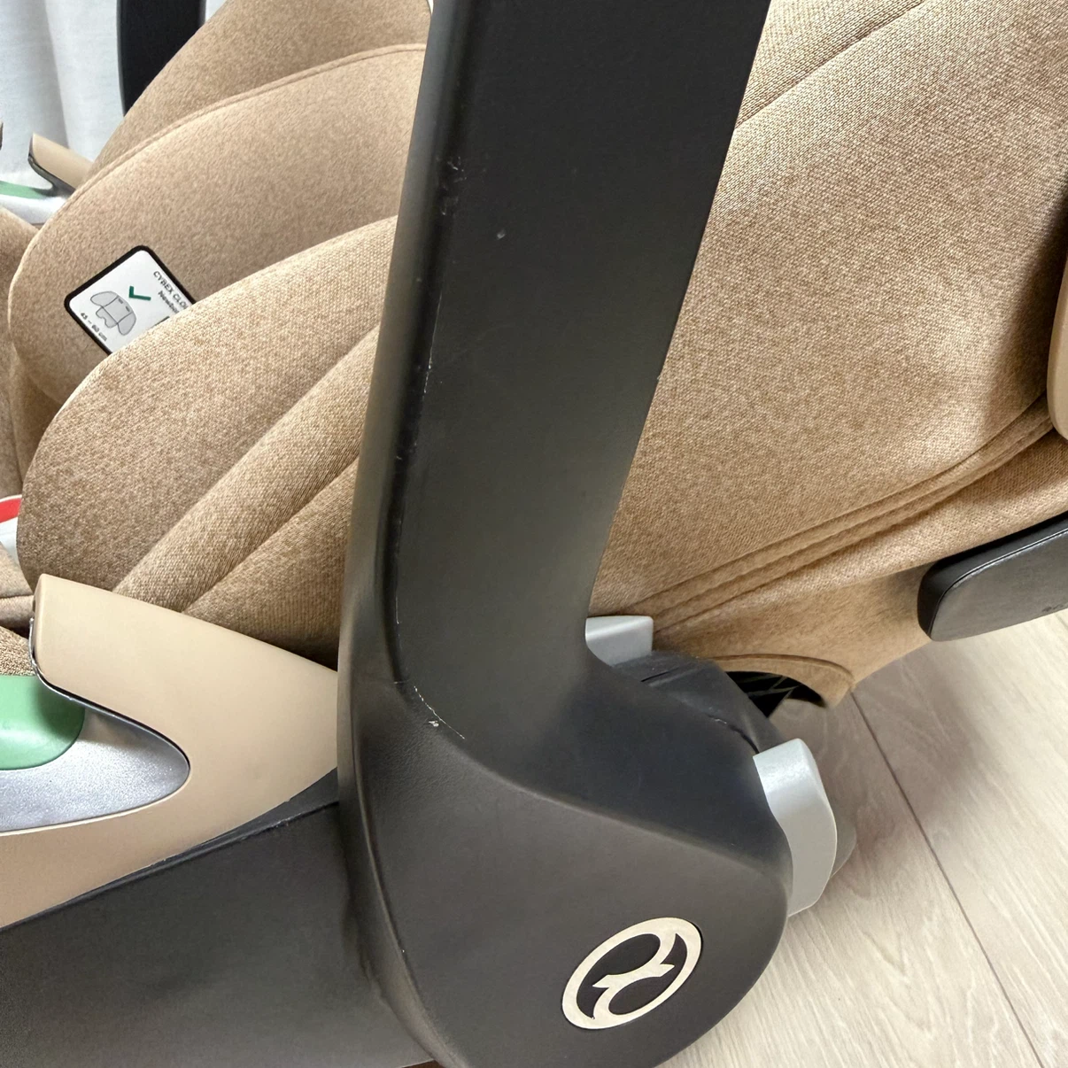 【美品】サイベックス クラウドT i-Size チャイルドシート cybexの写真6枚目