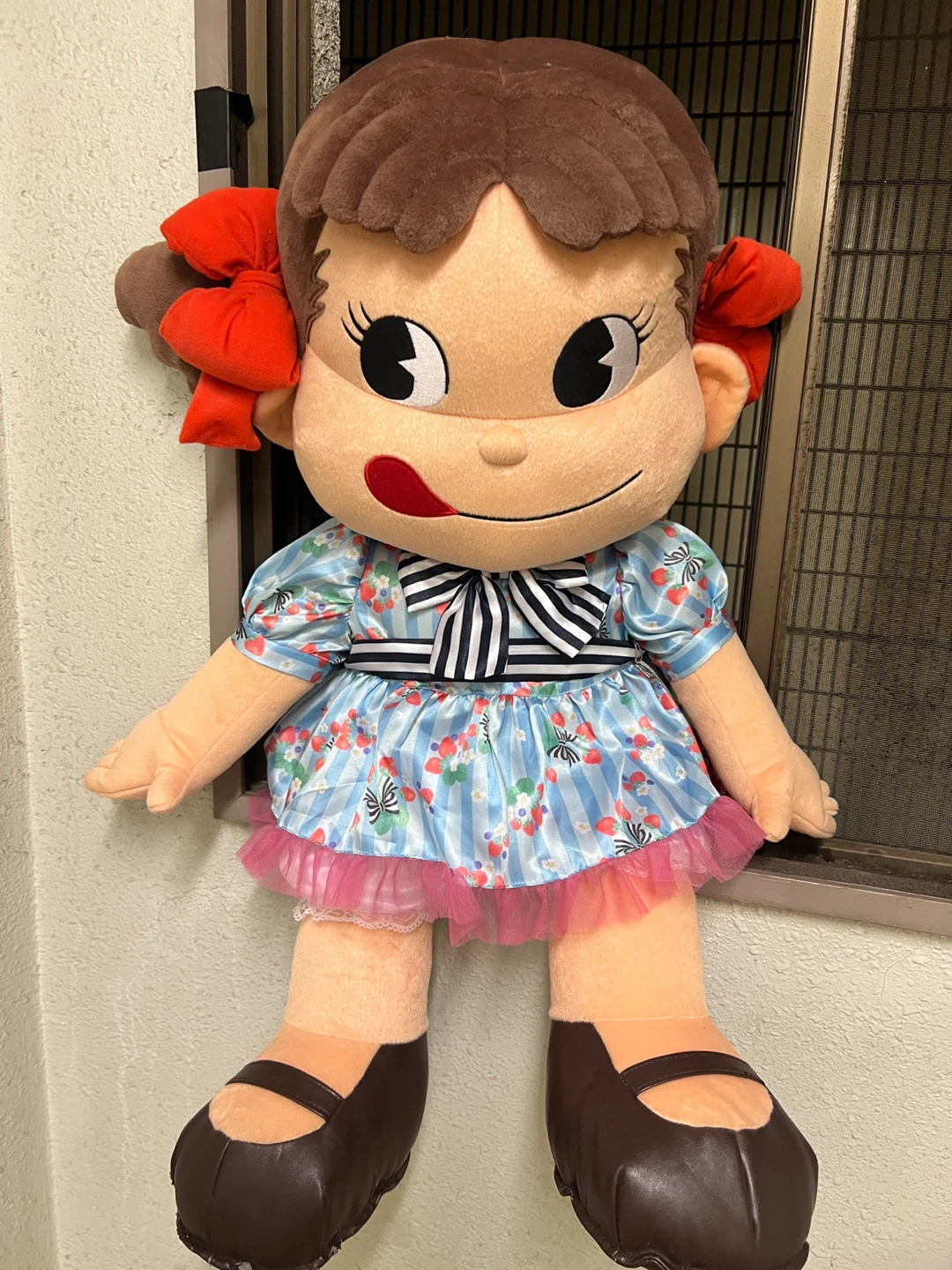 ペコちゃん ぬいぐるみ 特大サイズ