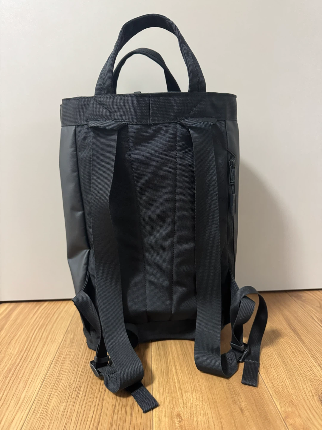 ザノースフェイス　BCホールトート16 ブラック　17.5Lの写真2枚目