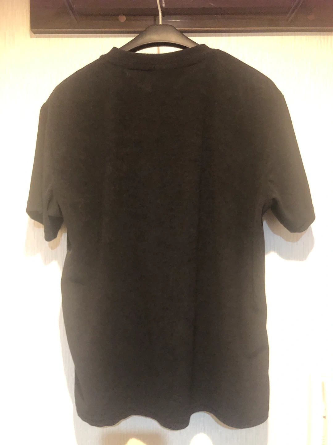 ヨシキティ Tシャツ 黒 Lサイズの写真2枚目