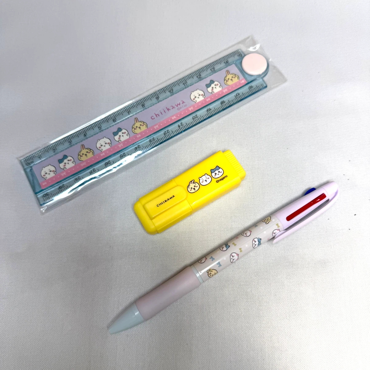 ちいかわ 文房具セット 定規 蛍光ペン ３色ボールペン