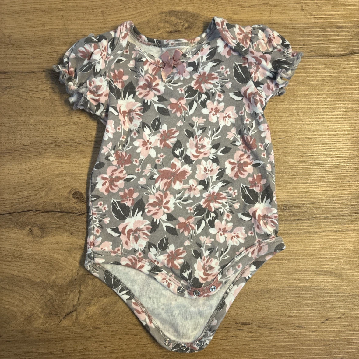 ベビー服 ロンパース 3点セット 花柄【1000円以上購入の方へ】の写真2枚目