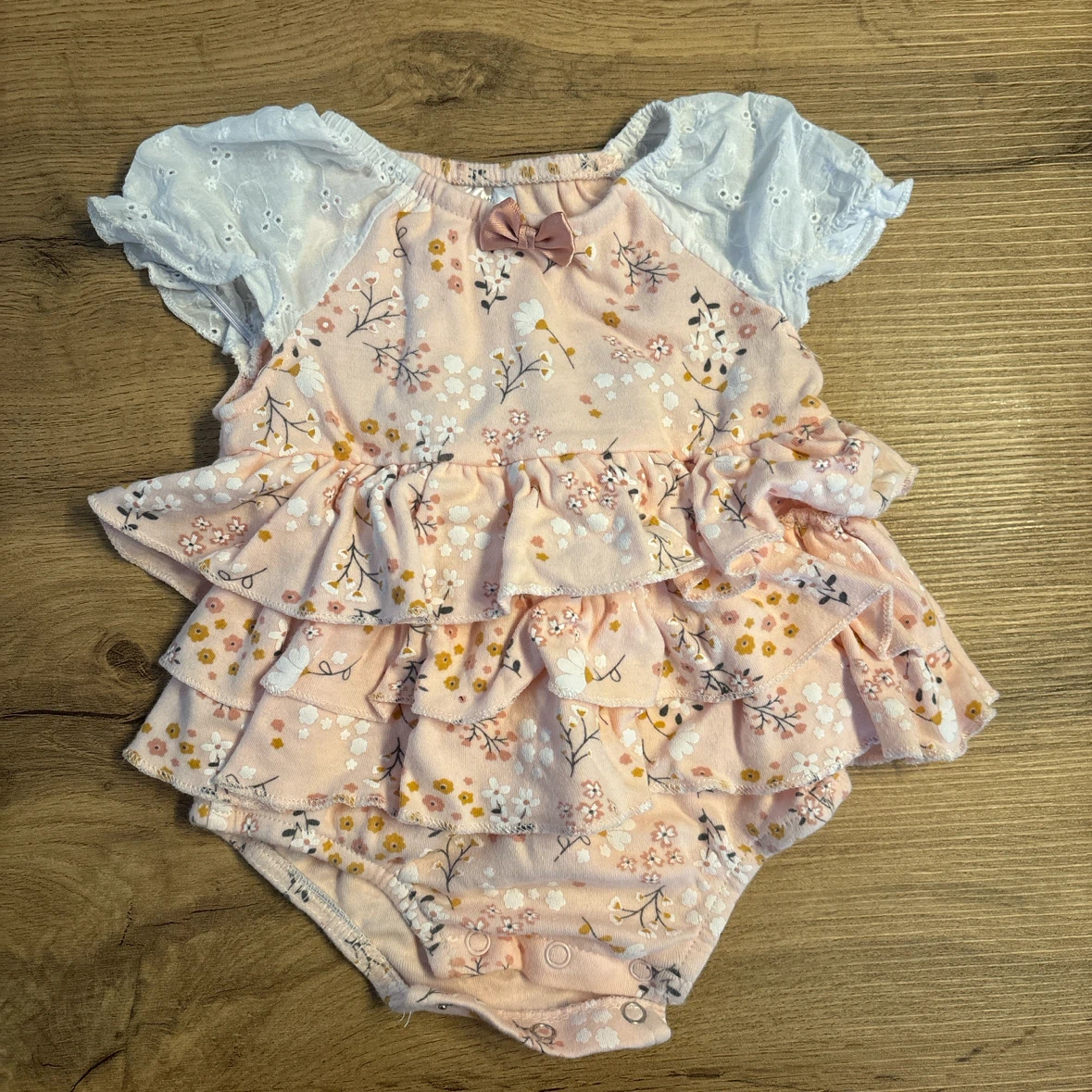 ベビー服 ロンパース 3点セット 花柄【1000円以上購入の方へ】の写真3枚目