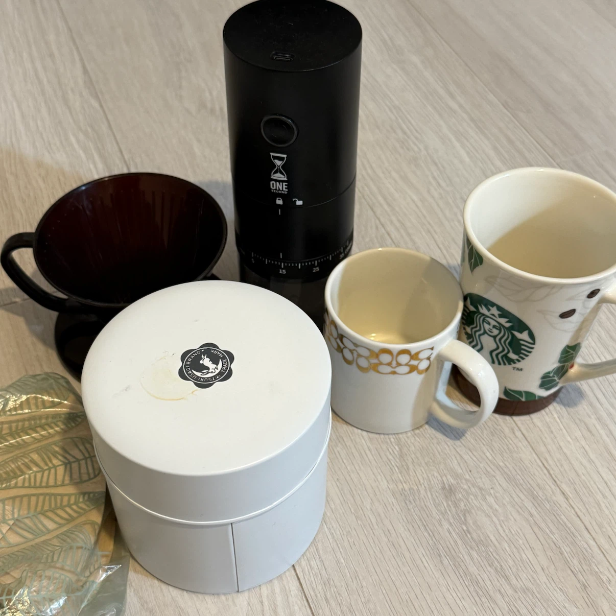 累計1万円相当 コーヒーセット 電動ミル、保存缶