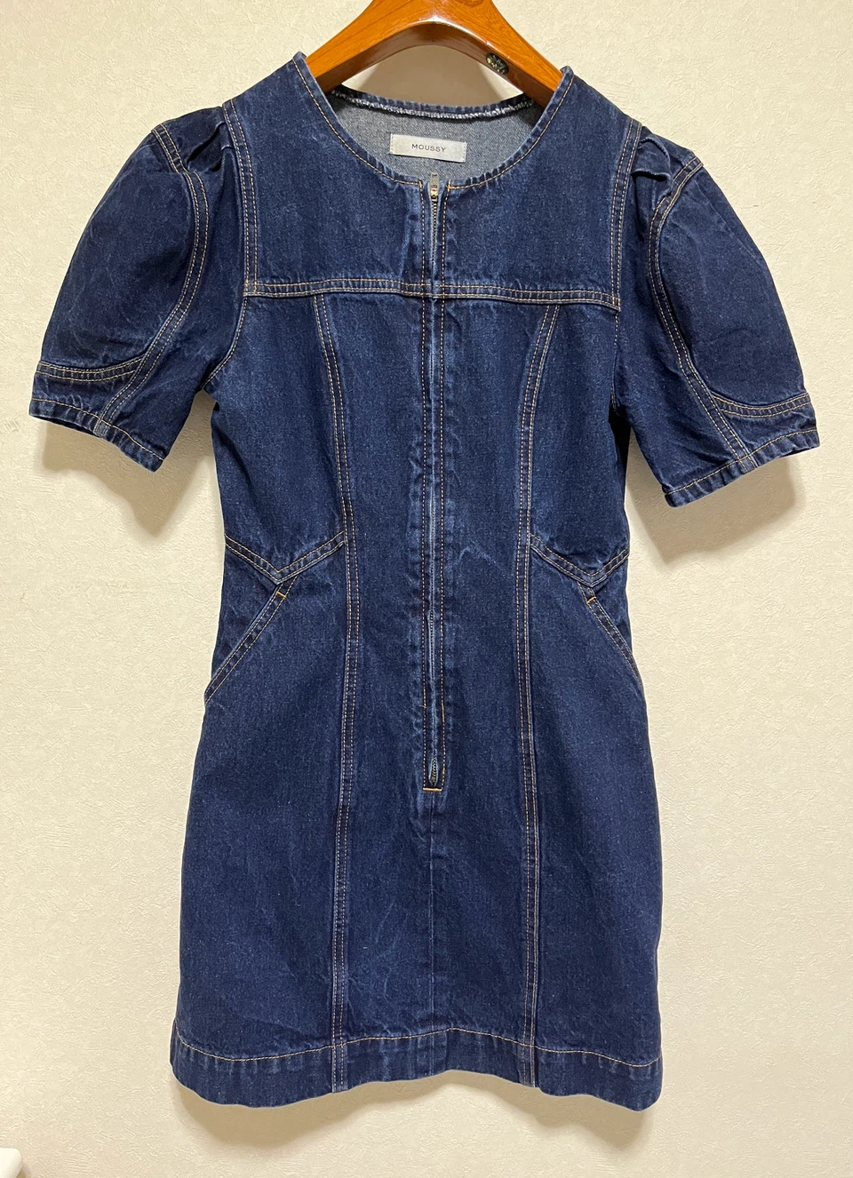 【美品】 MOUSSY マウジーデニムワンピース 半袖 ブルー