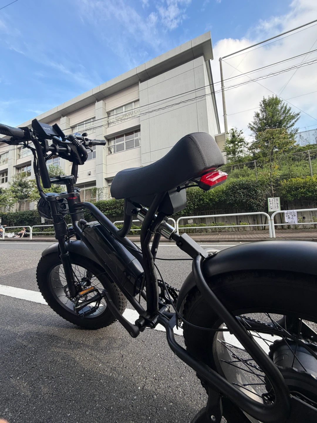 電動自転車定価25万円本日15時まで！