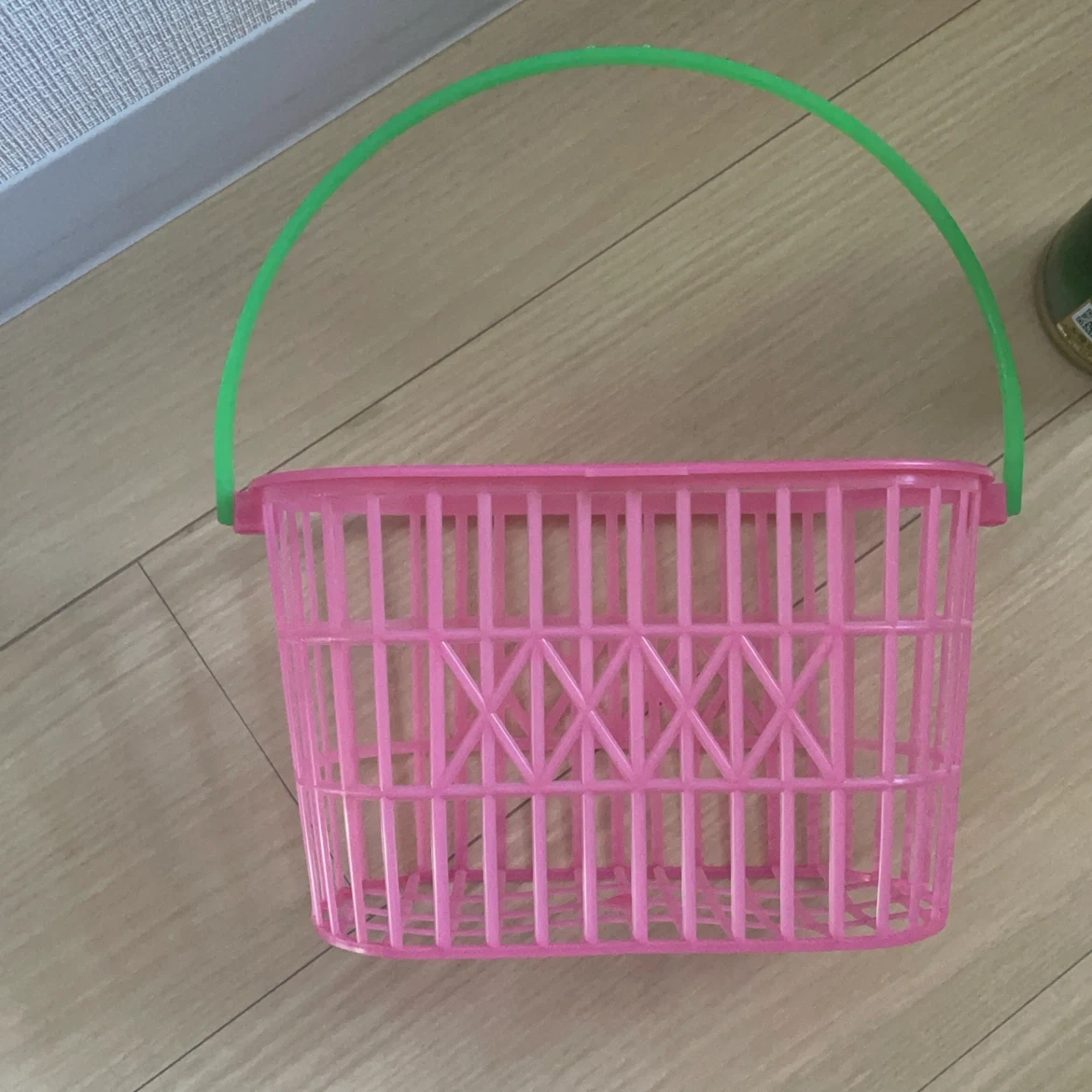 プラスチック製 バスケット ピンクの写真3枚目