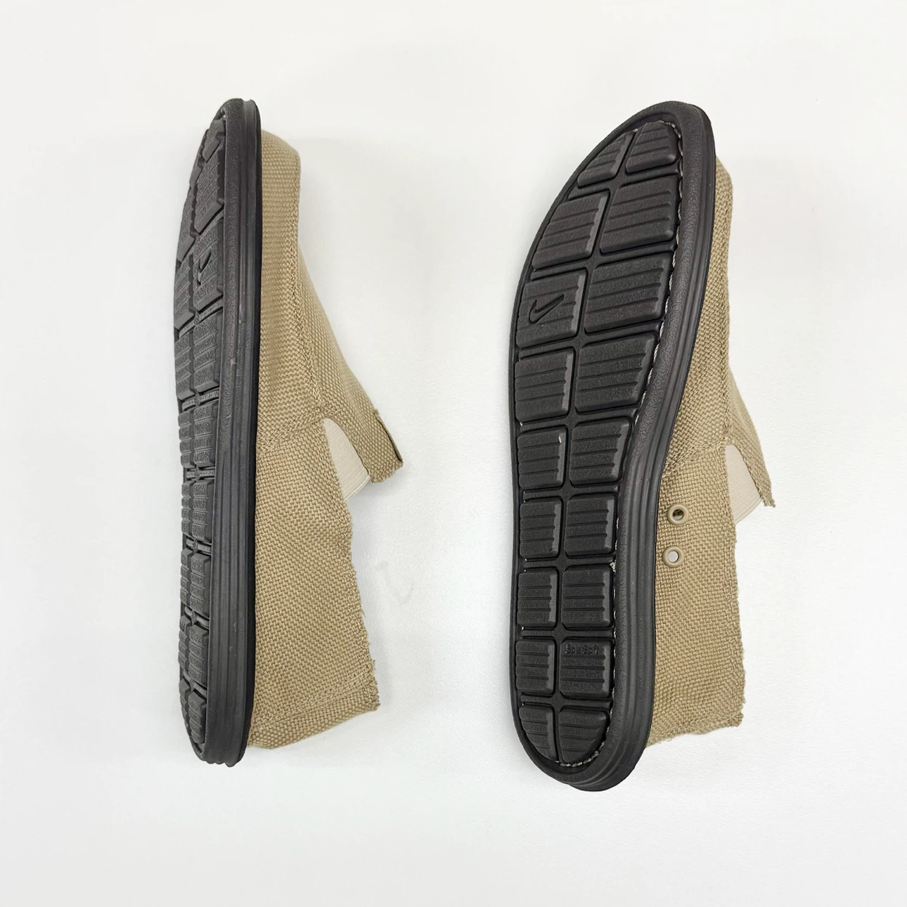 【新品】NIKEナイキ ソーラーソフトレイクサイド US4 23cm スリッポンの写真2枚目