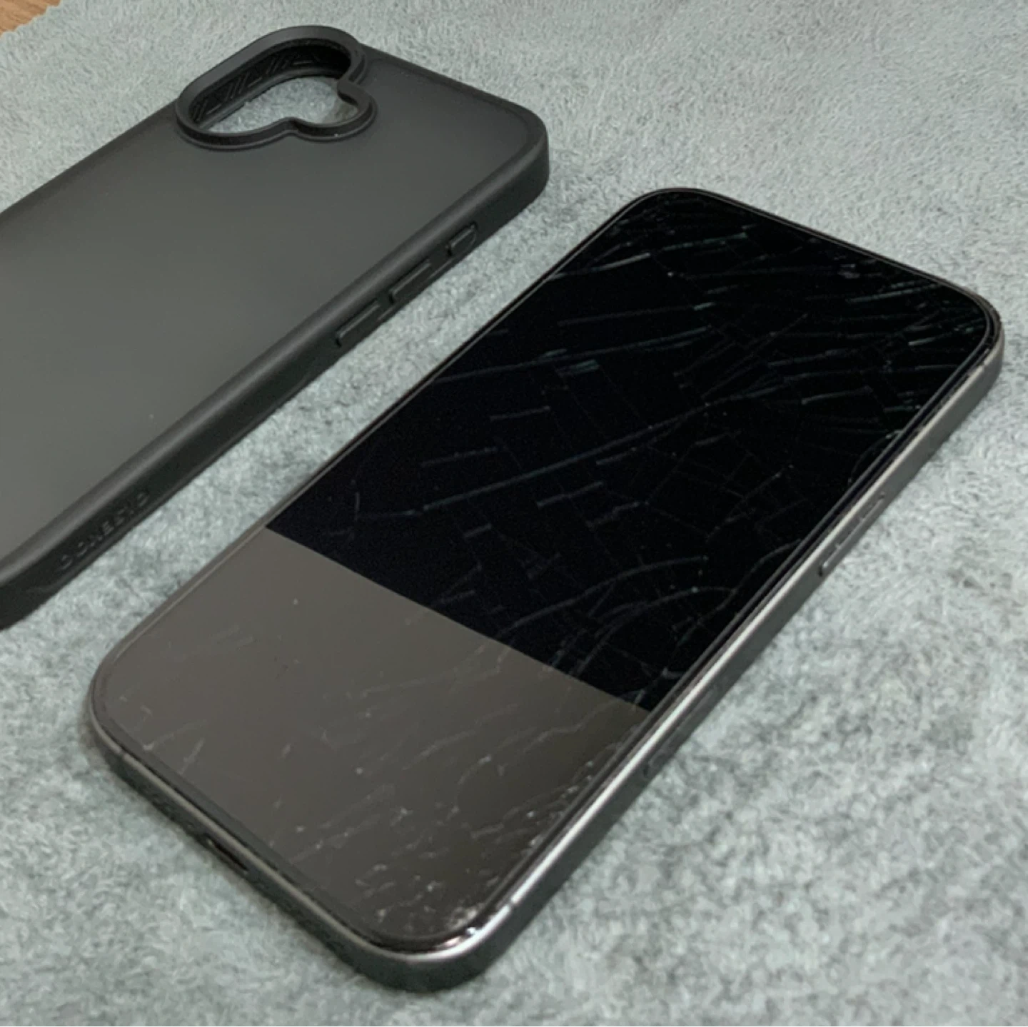 アップル iPhone 17 ブラック 256GBの写真8枚目