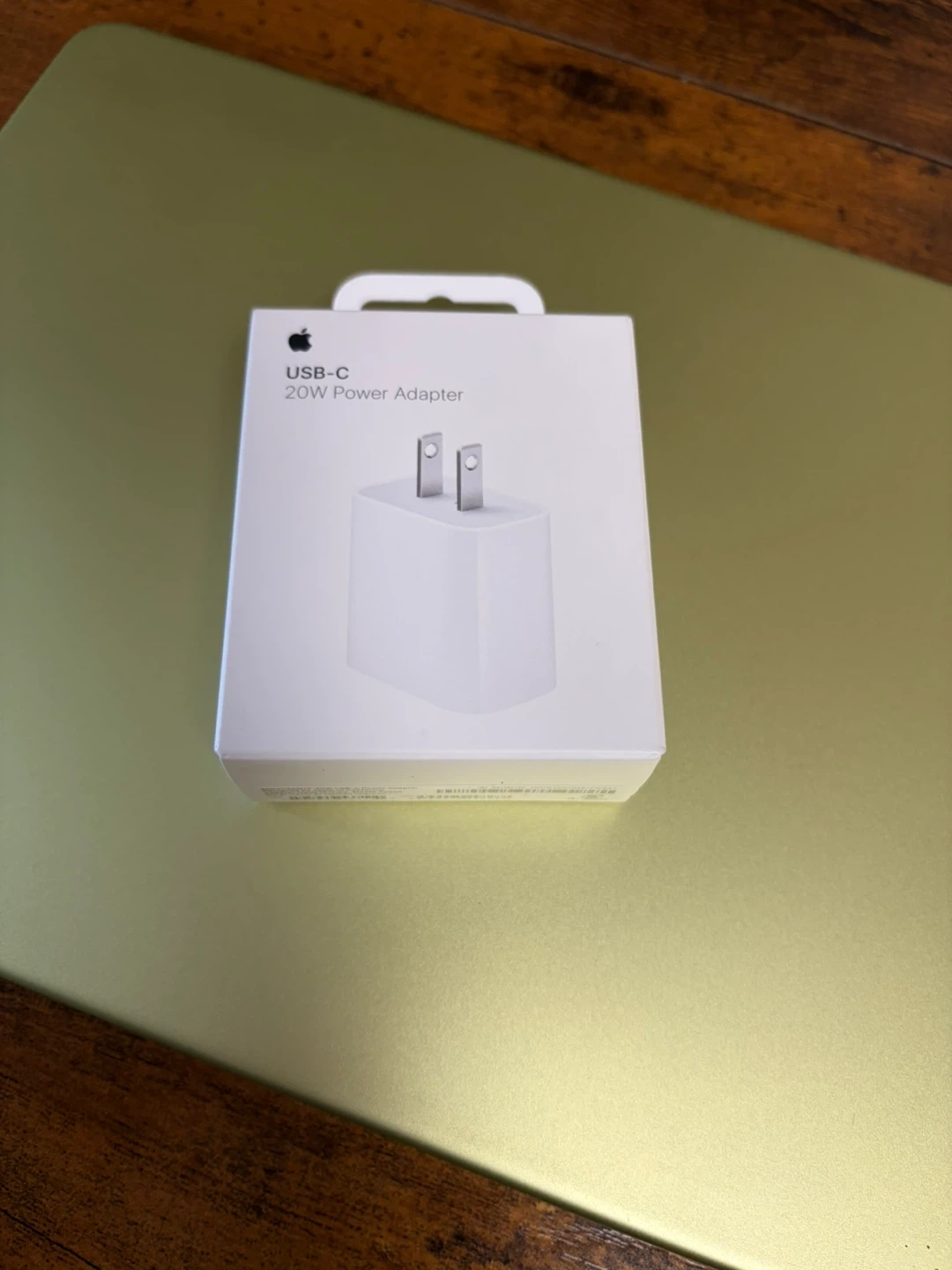 アップル USB-C 20W 電源アダプタ