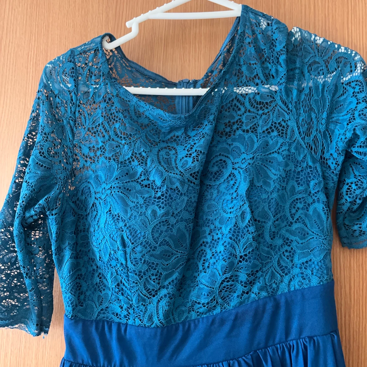 Blue party wear / casual dressの写真2枚目