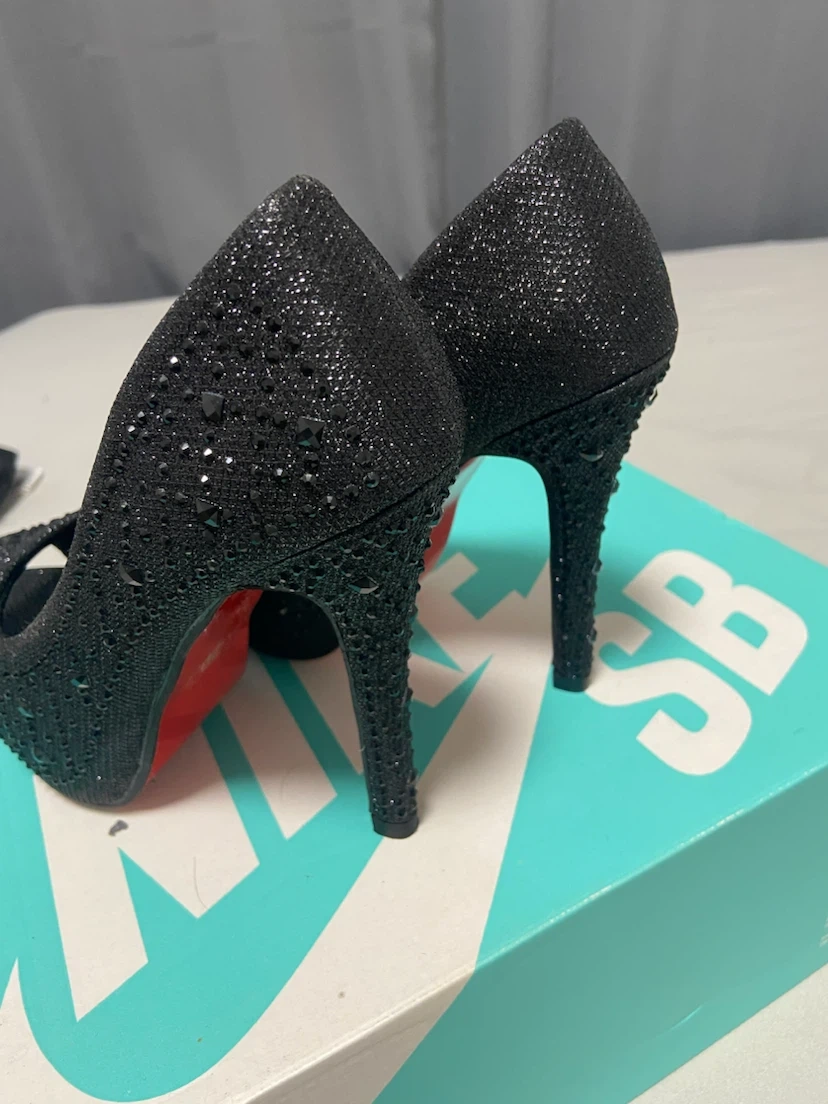 ベネデッタ オープントゥパンプス ヒール 黒 36サイズの写真2枚目