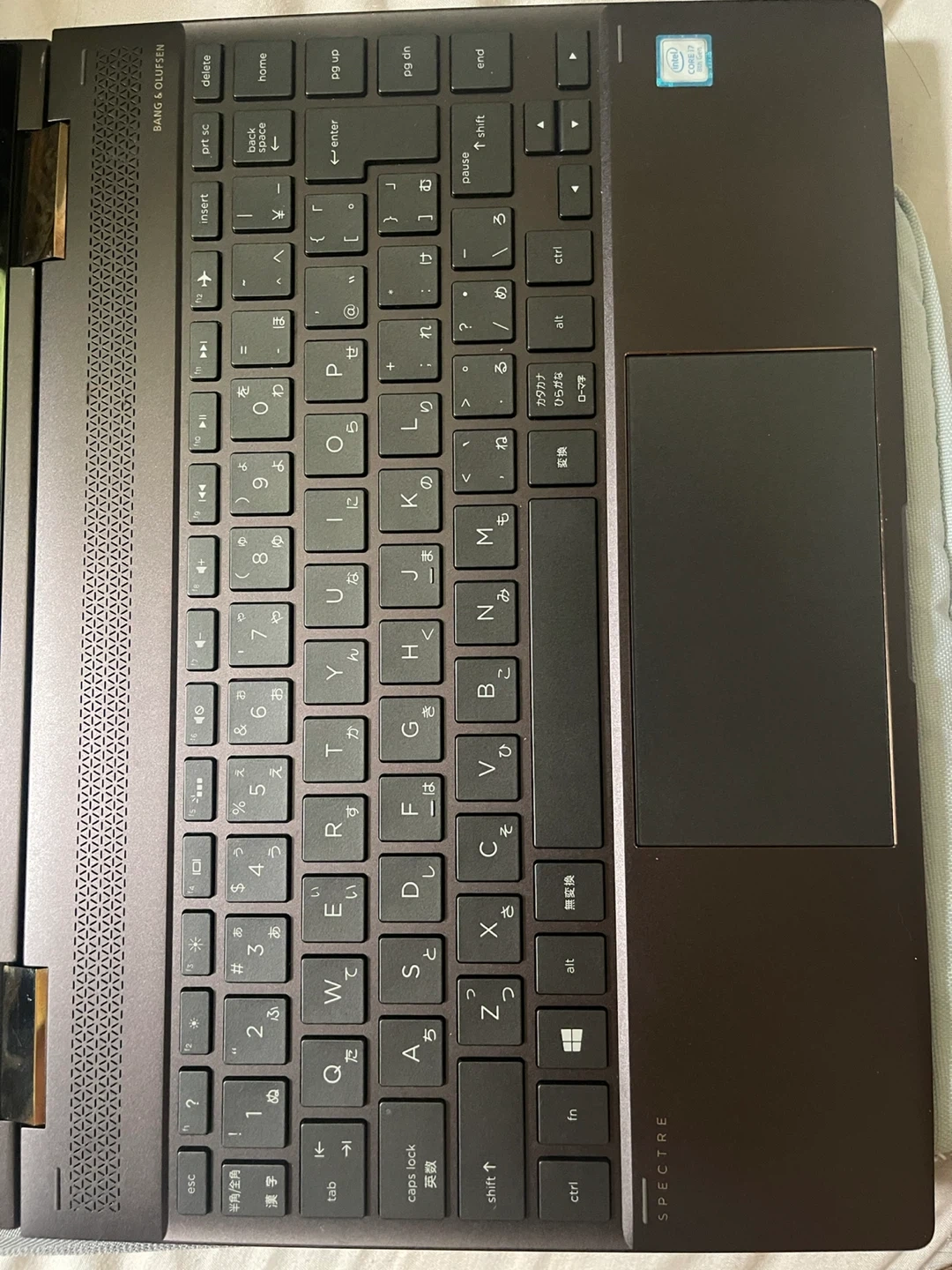 HP Spectre x360 13-ae0xx / Core i7 / RAM 16GB / SSD 1TBの写真2枚目