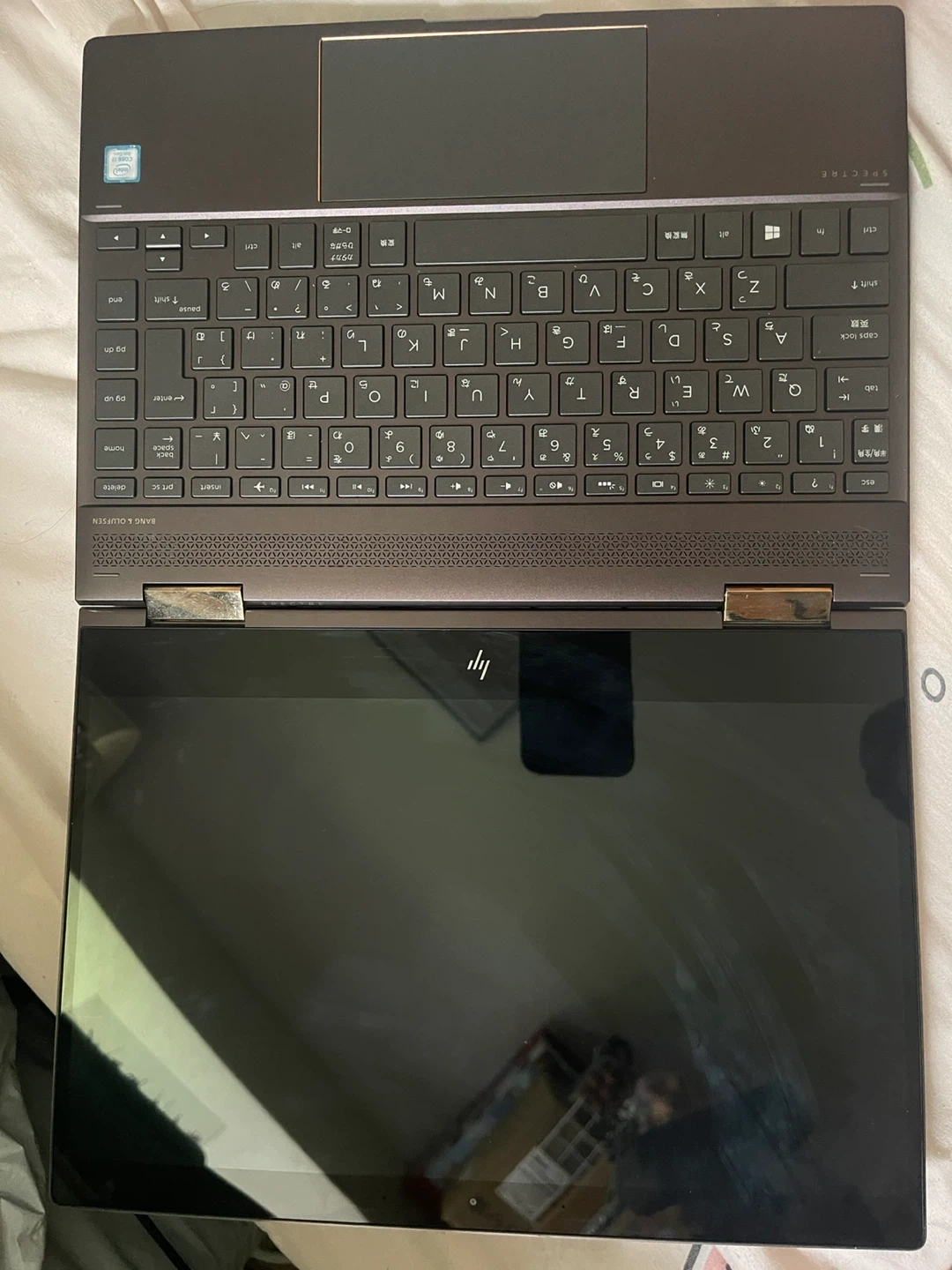 HP Spectre x360 13-ae0xx / Core i7 / RAM 16GB / SSD 1TBの写真4枚目