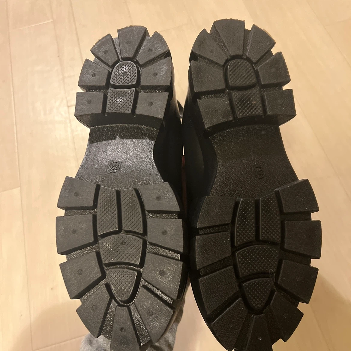 アモジ レインブーツ ブラック 25cmの写真4枚目