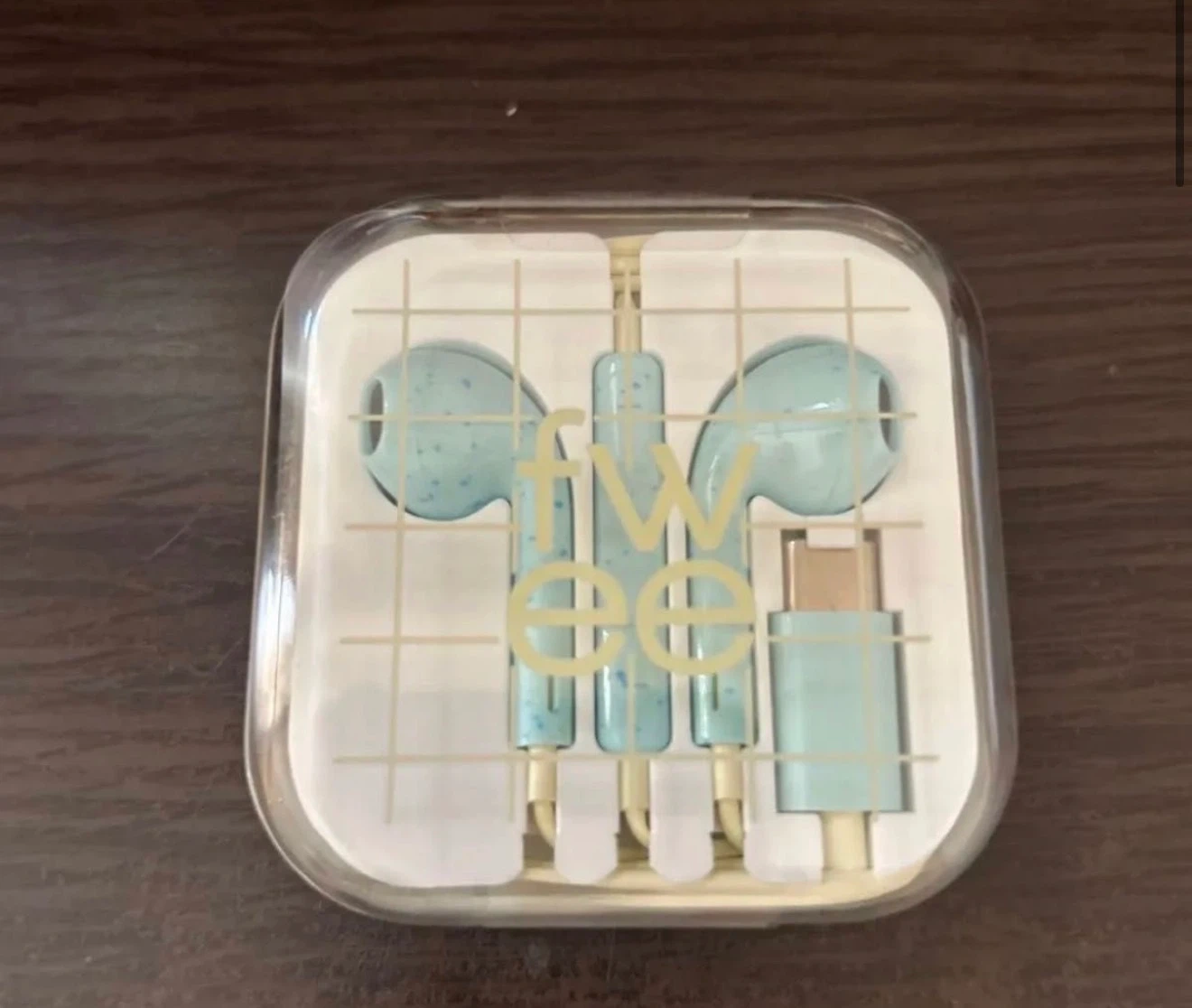 fwee 有線イヤホン Ear phones ライトブルー ノベルティ