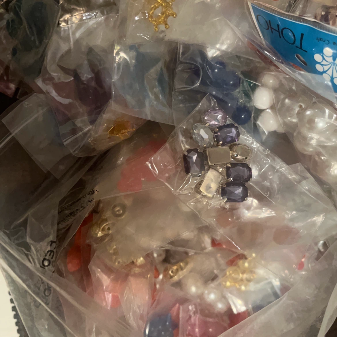 トーホー ハンドメイド用ビーズ パーツ まとめ売りの写真7枚目