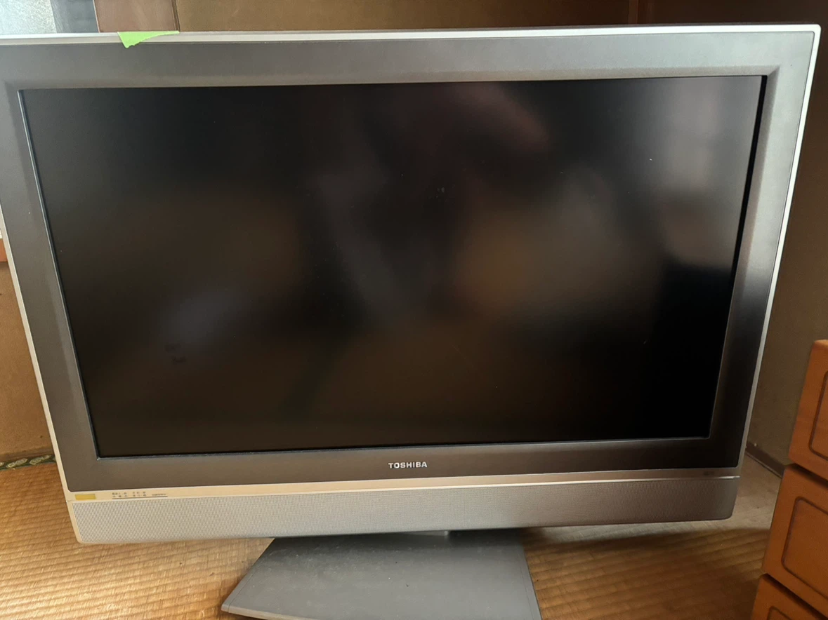 東芝 液晶カラーテレビ 32LC100