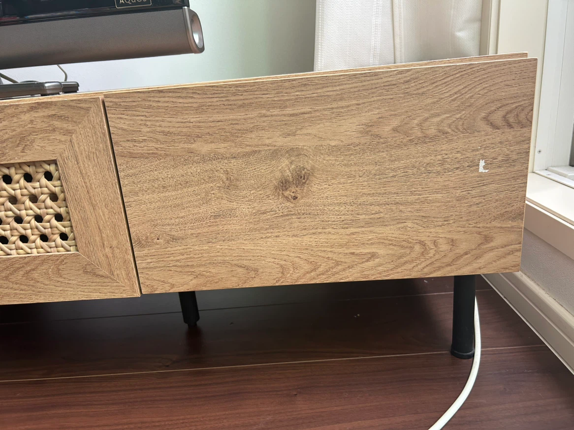 【完成品】LOWYA ロウヤ テレビ台 ラタン調 スチール脚の写真3枚目