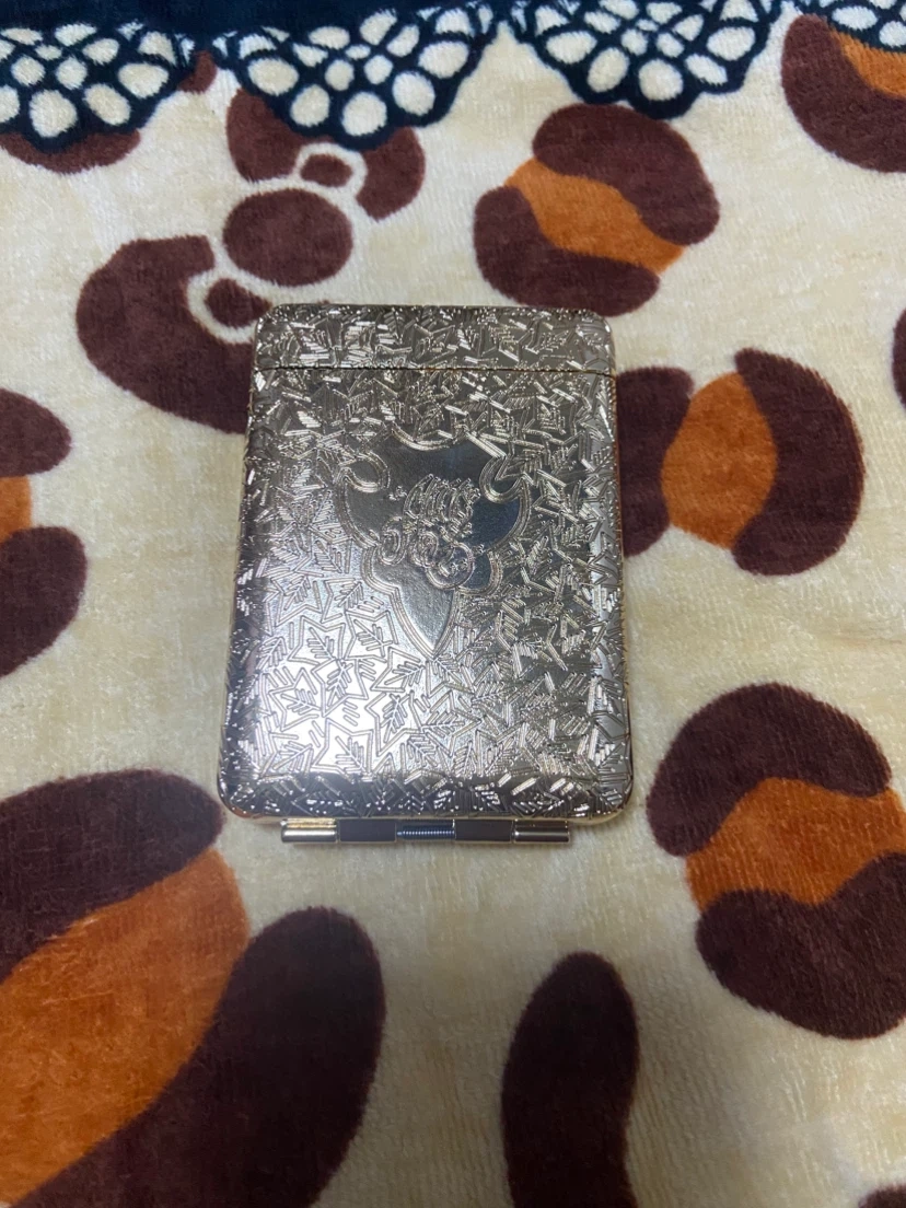 新品 シガレットケース ゴールドカラー 唐草模様 アラベスク柄風 携帯用 cigarette caseの写真4枚目