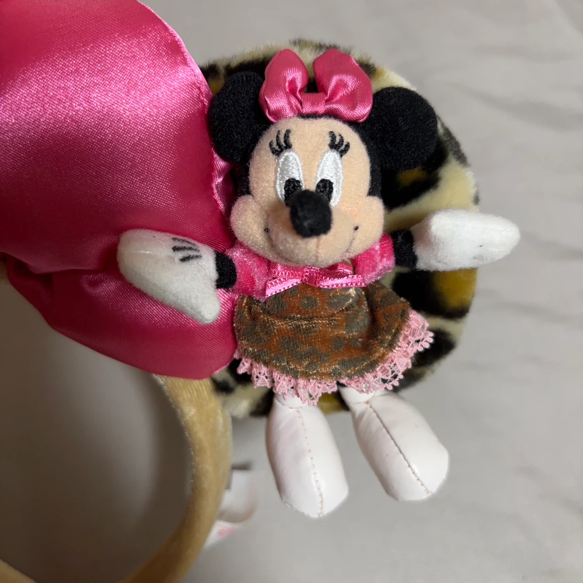 ディズニー ミニー カチューシャ ヒョウ柄の写真2枚目