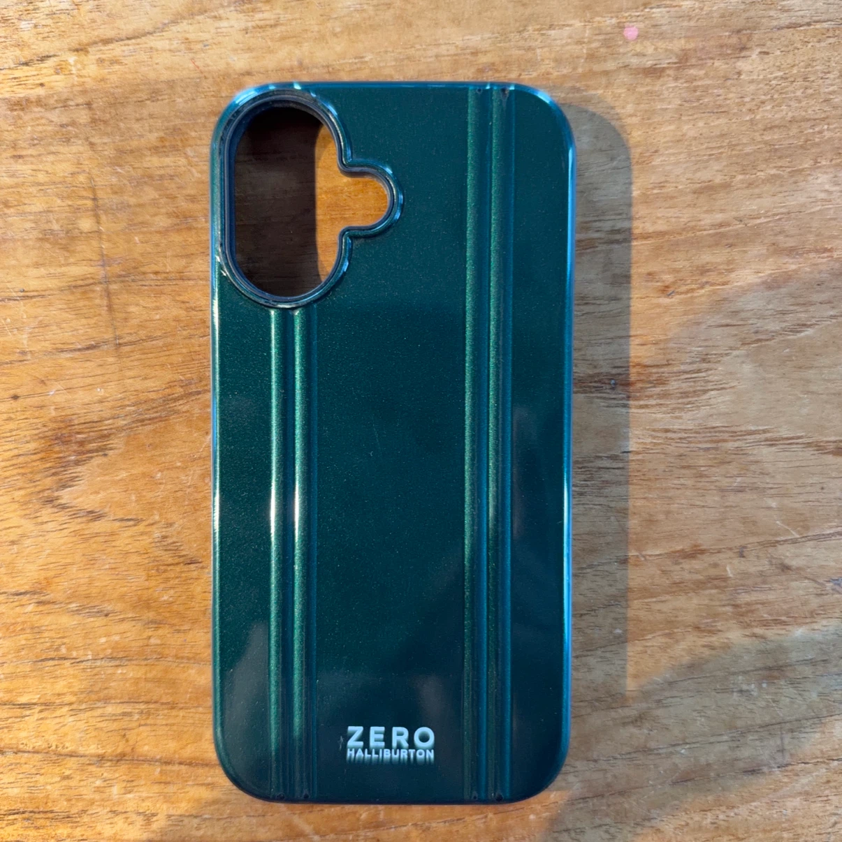 iPhone 16用ハリーバートンゼロカバー