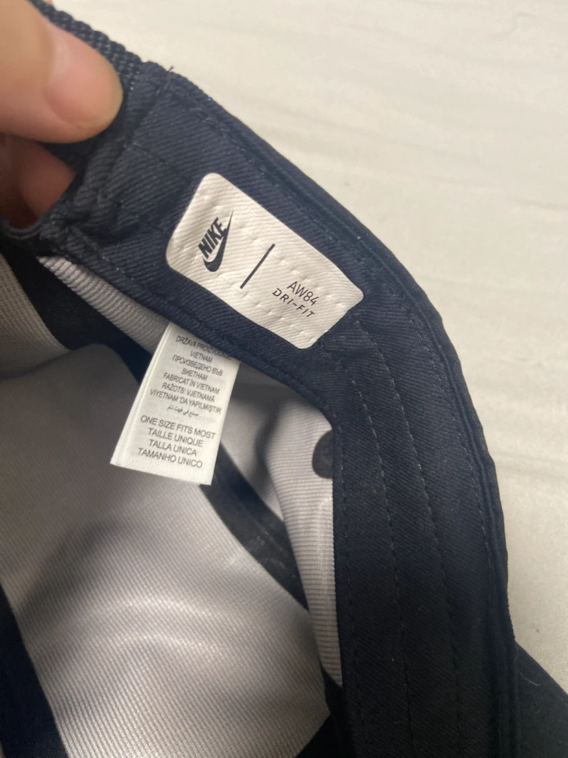 ナイキ アンダーカバー キャップ 黒　nike x undercoverの写真3枚目