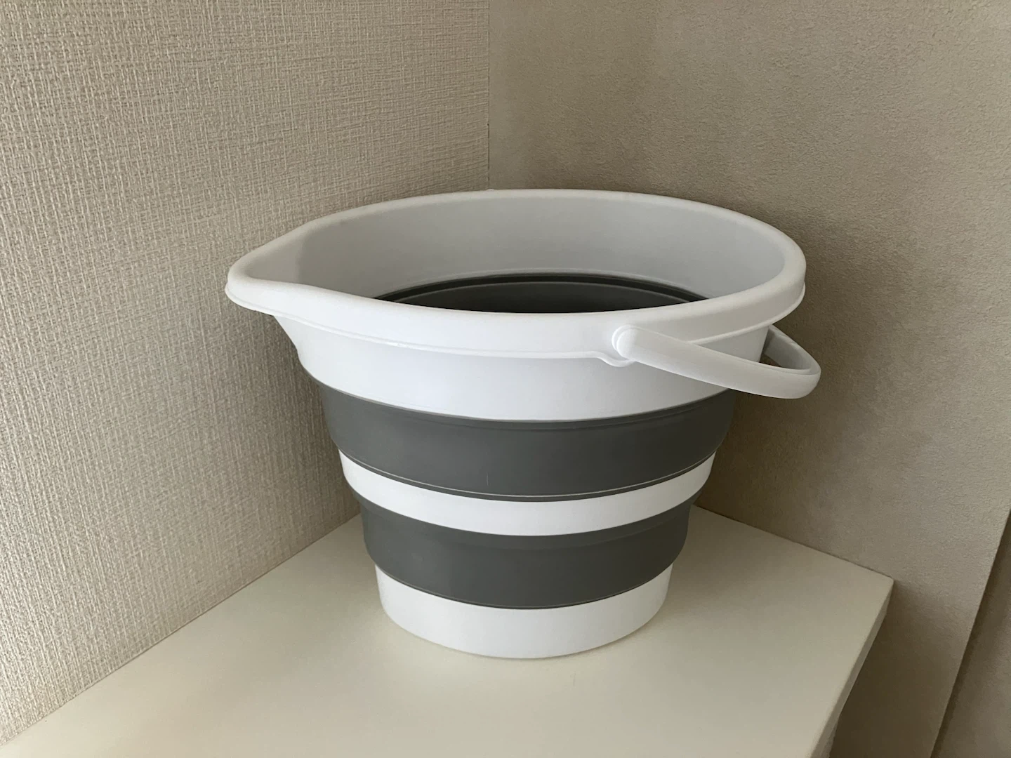 折りたたみミニバケツ
