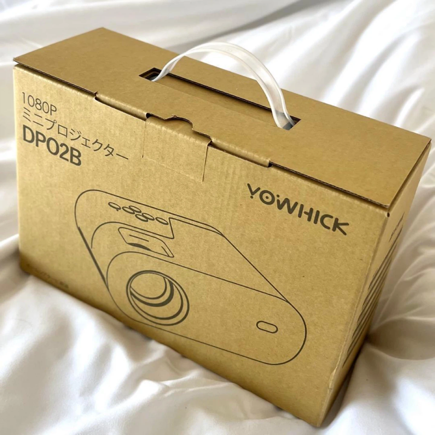 新品未使用　YOWHICK プロジェクター 小型 17000LM 高輝度 ミニの写真2枚目