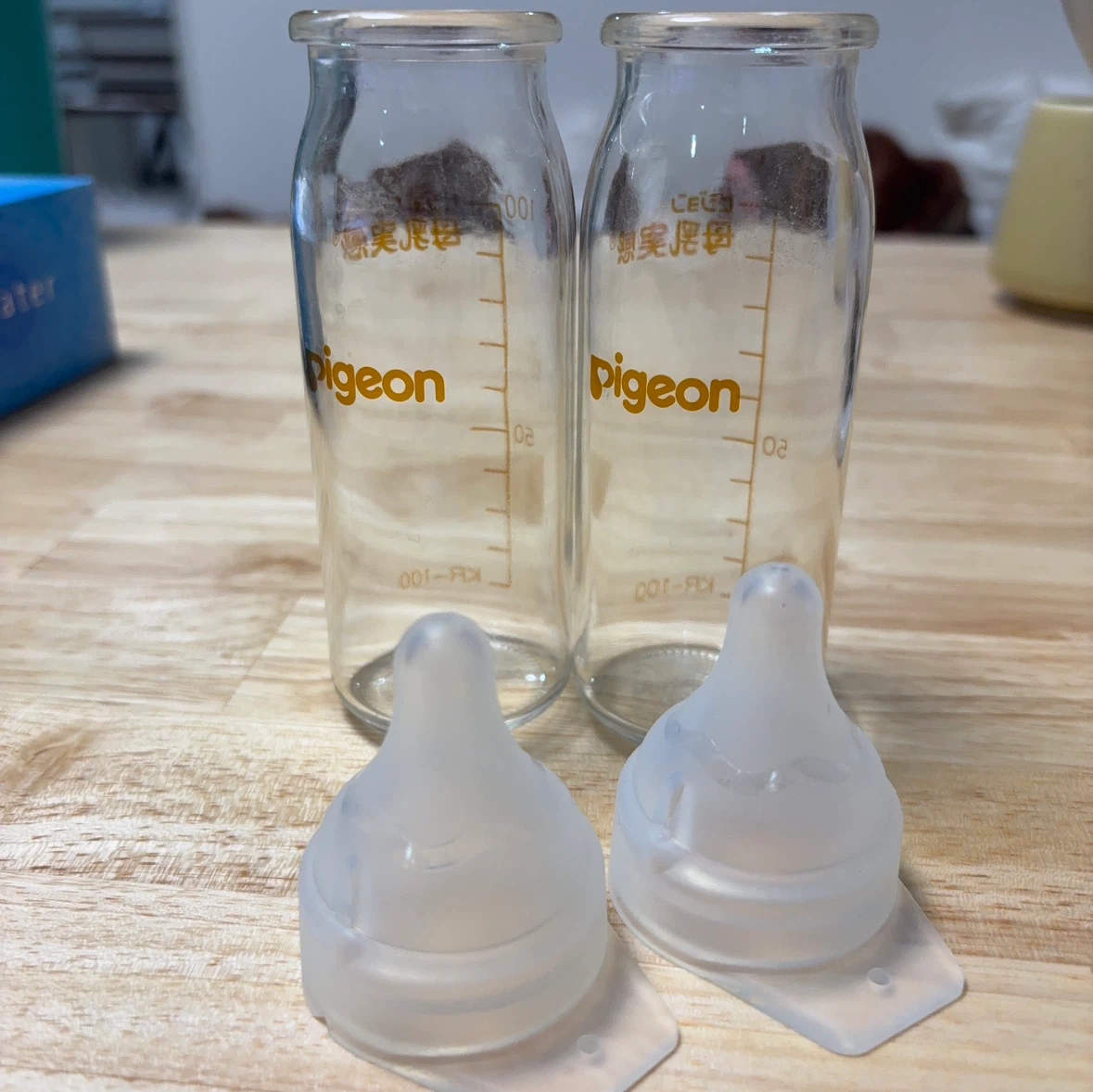 ピジョン 哺乳瓶 100ml 2本×乳首2つセット