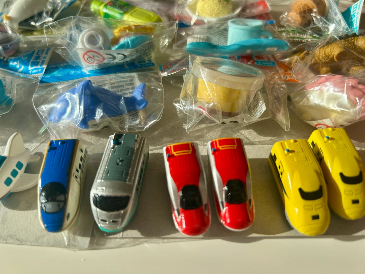 武蔵小杉★ 新品未使用 おもしろ消しゴム　コレクター　小学生　文房具 幼稚園 バスボールの写真2枚目