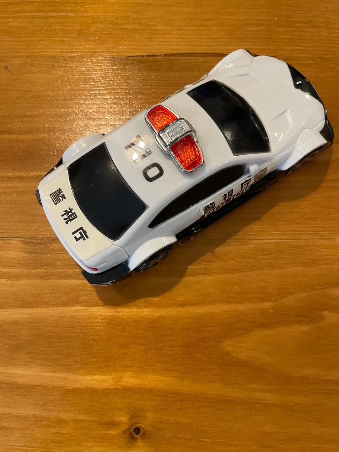 パトカー ミニカー