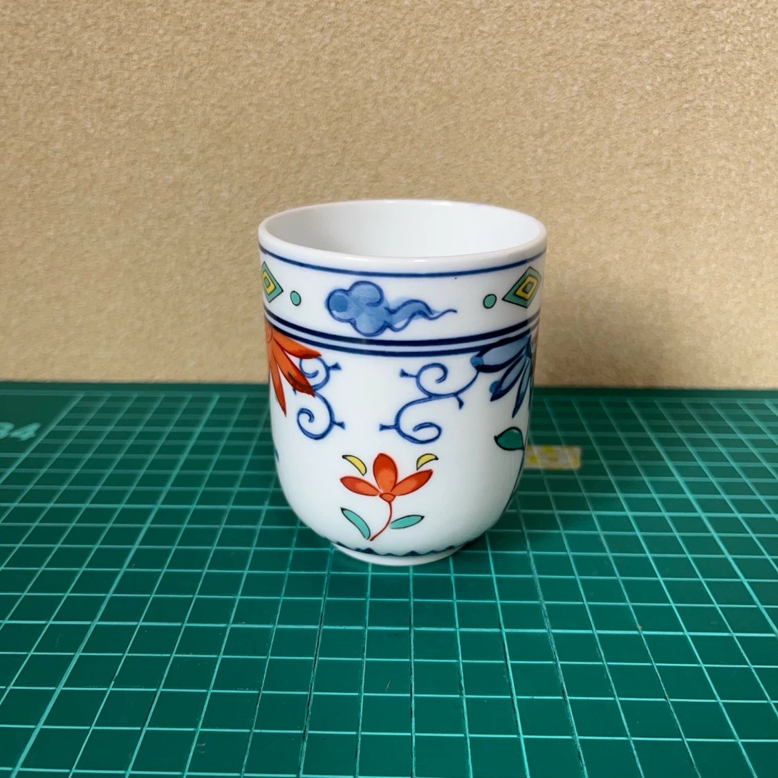 湯呑み 和柄 花模様 陶器の写真4枚目