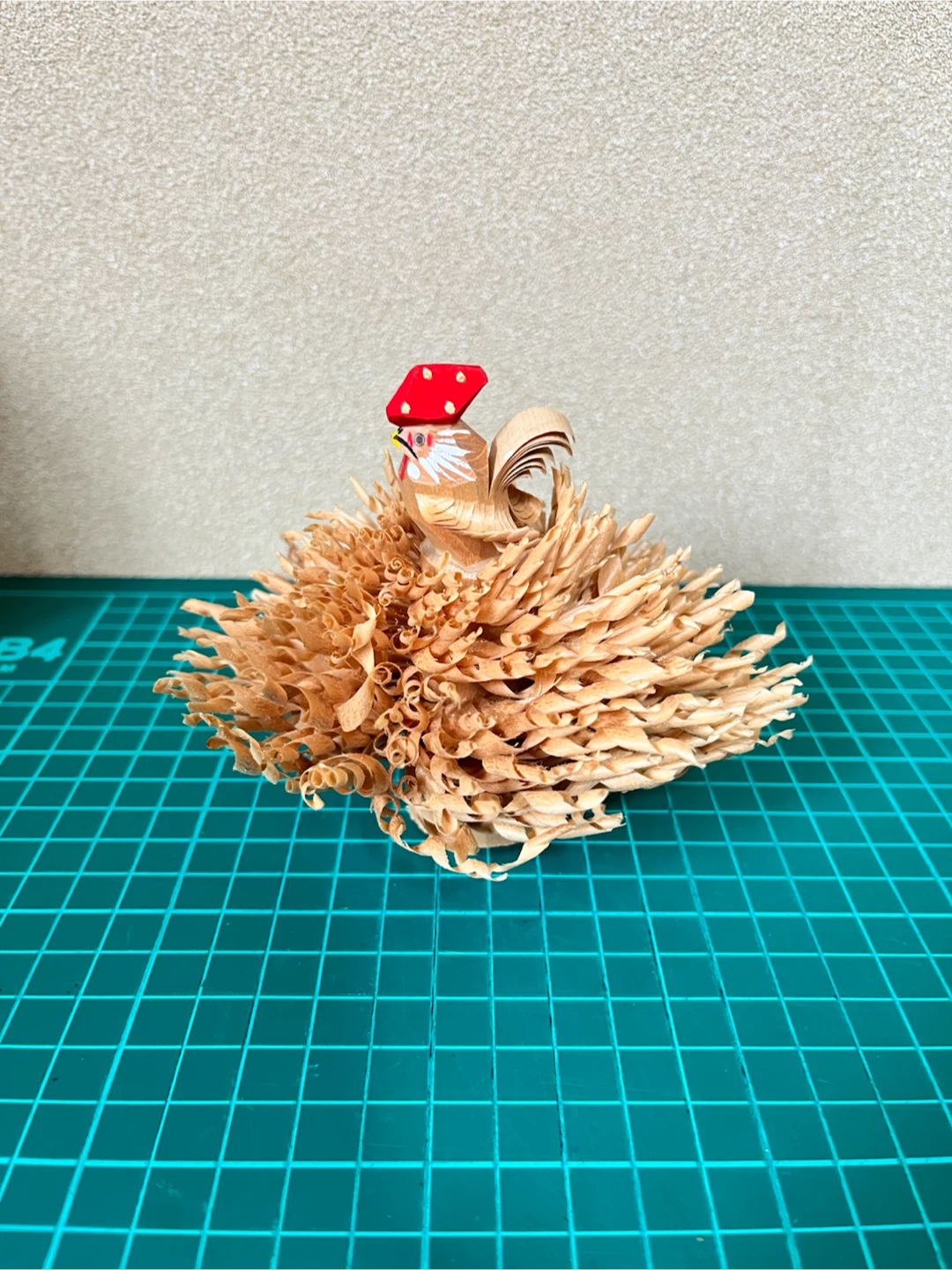笹野一刀彫 鶏 民芸品 伝統工芸の写真3枚目