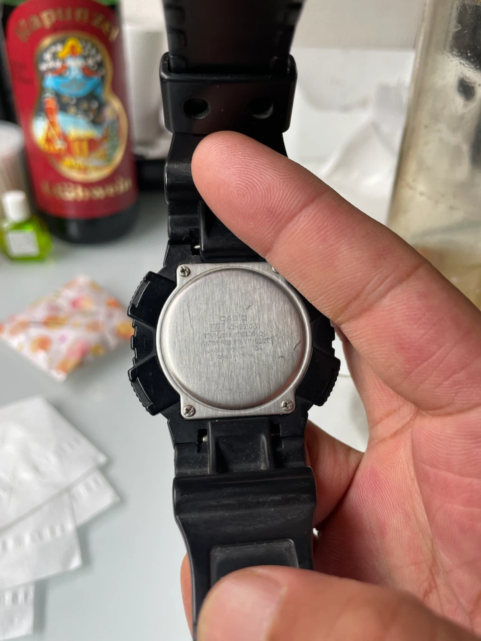 カシオ 腕時計 AQ-S810W ブラックの写真2枚目