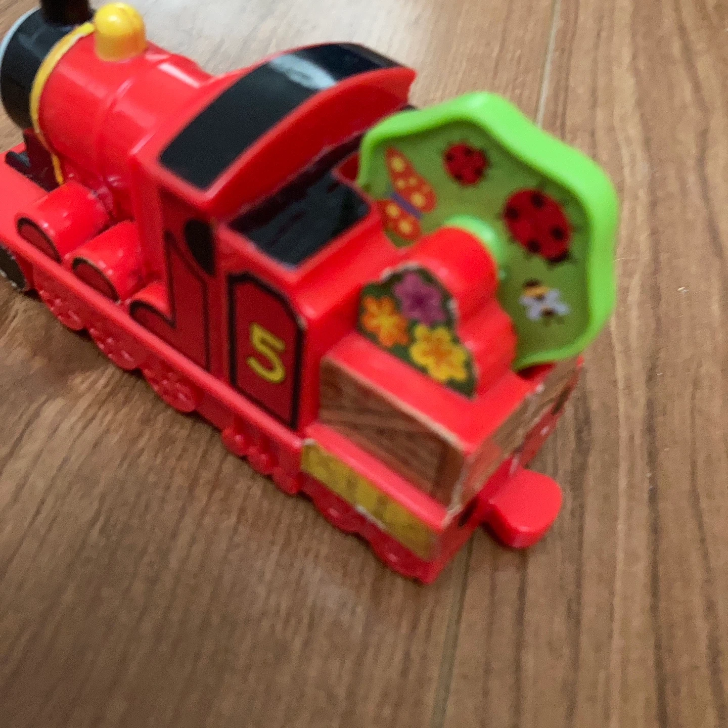 きかんしゃトーマス ジェームス おもちゃの写真3枚目