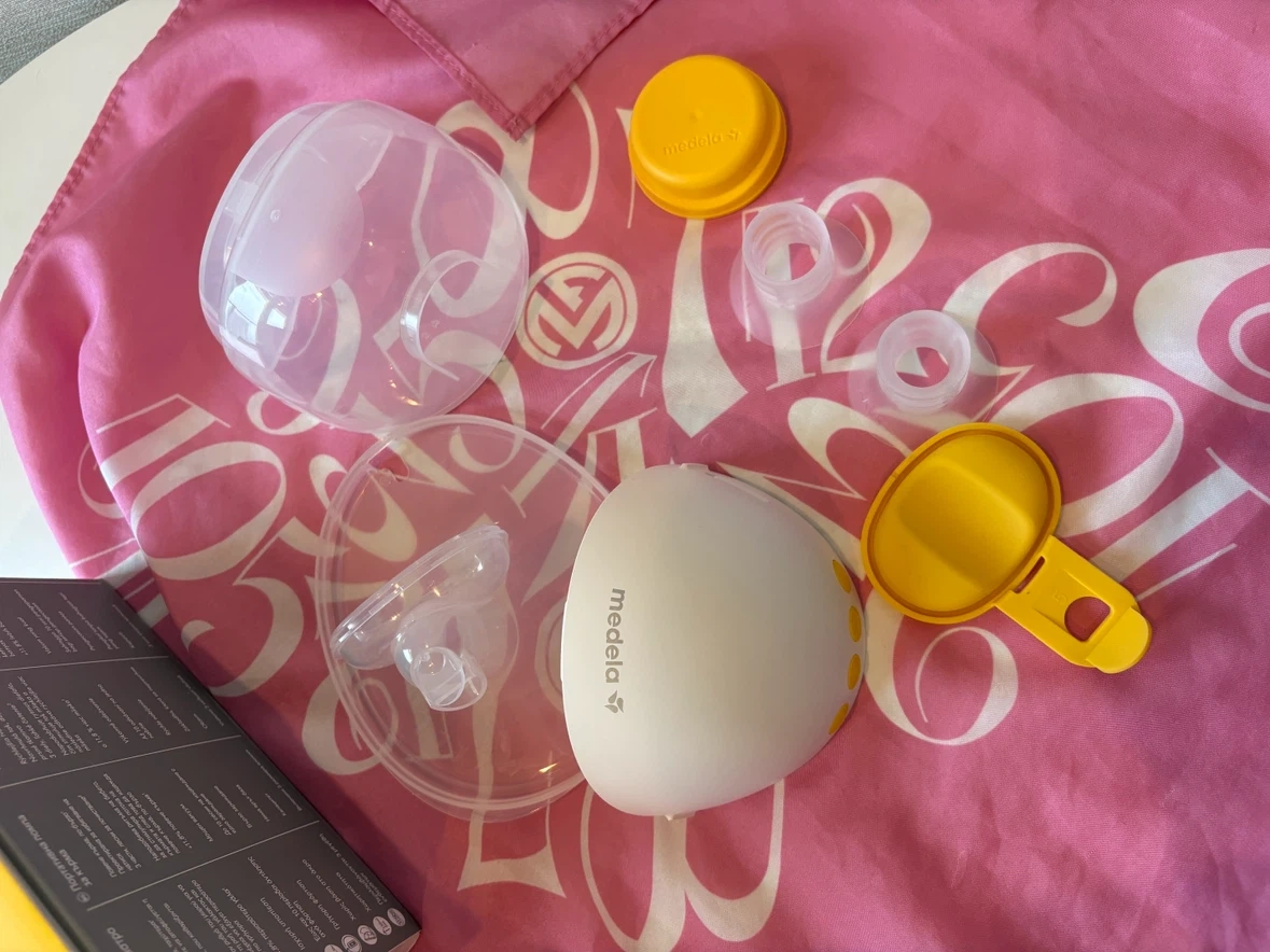 メデラ ハンズフリーウェアラブルさく乳器 Motion InBraの写真3枚目