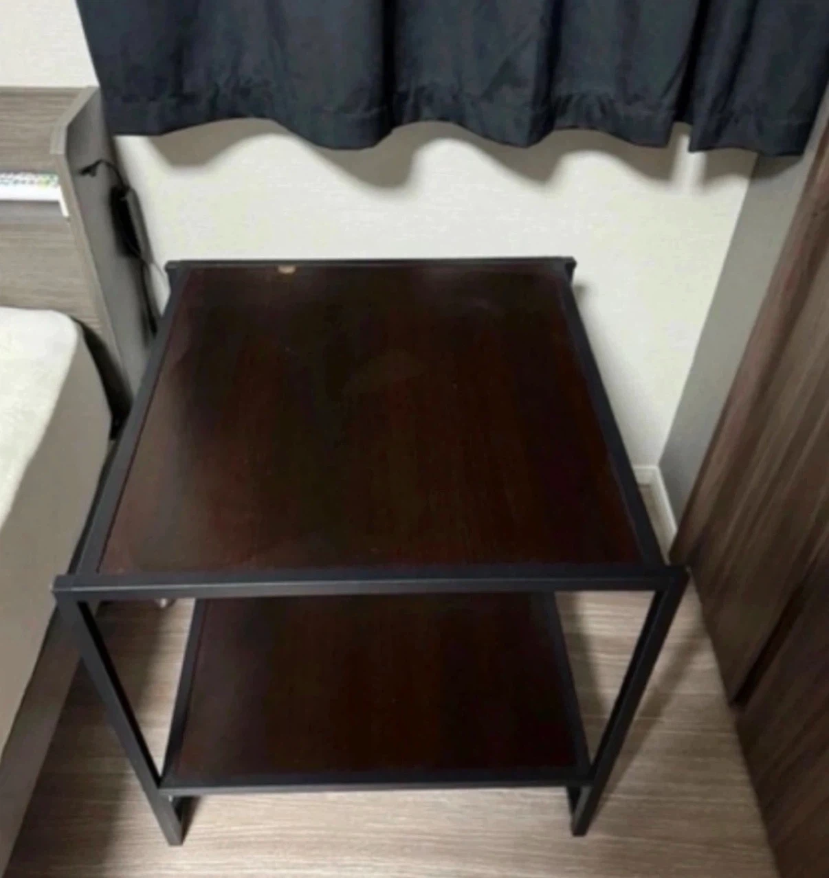 ZINUS Modern Studio Collection ナイトテーブル Dane