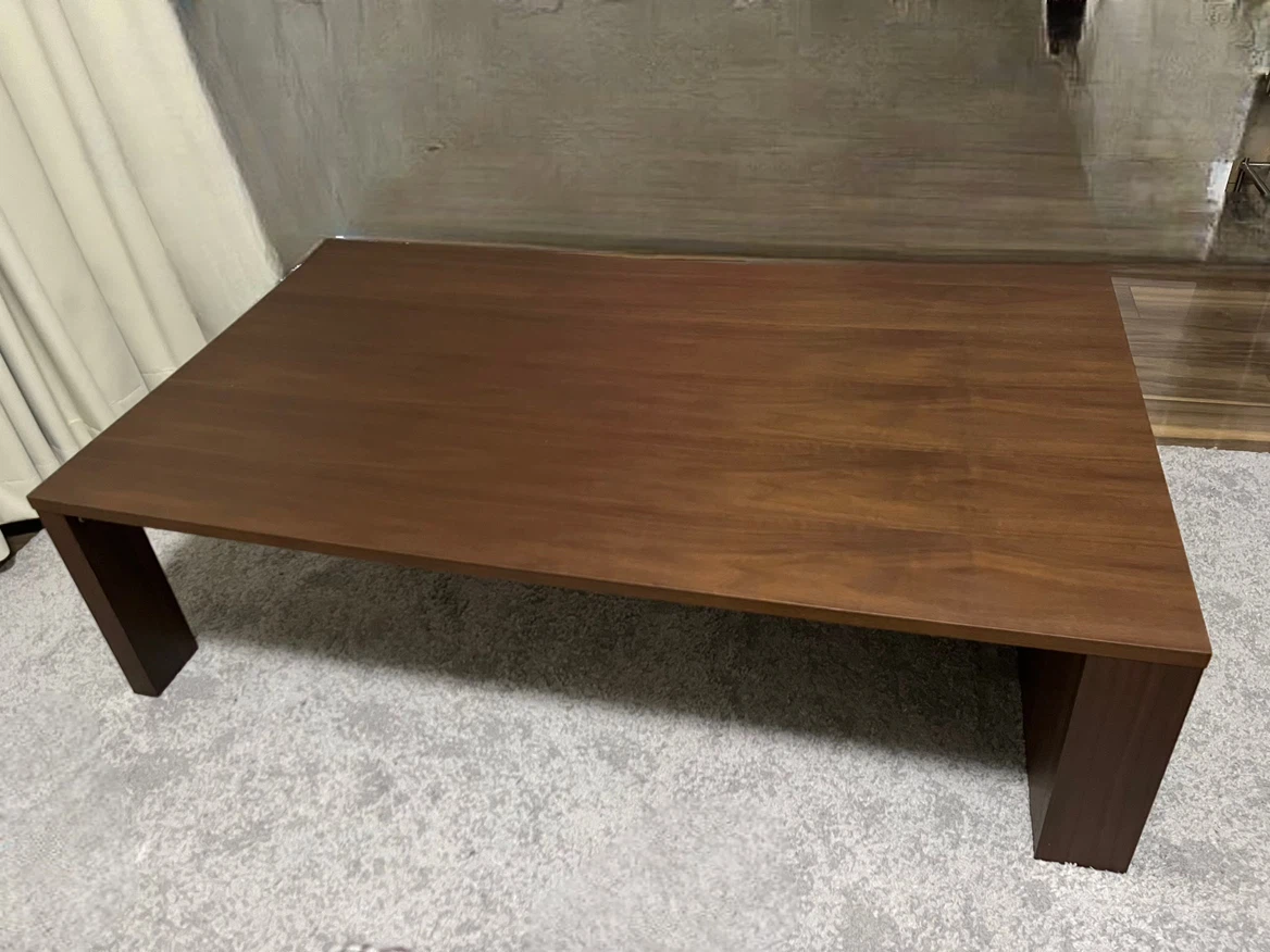 収納棚付き 木製ローテーブル　値下げの写真2枚目