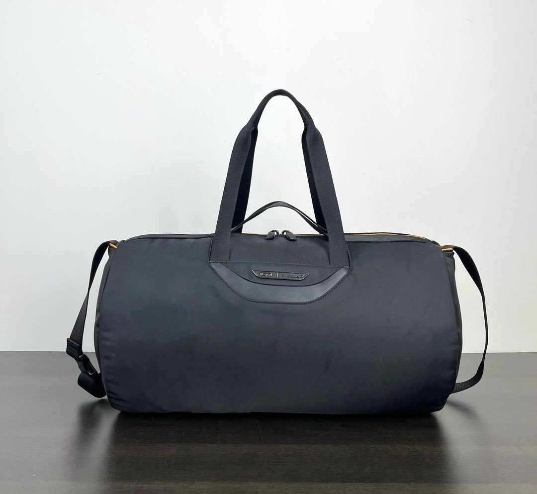 TUMI×McLaren コラボ ボストンバッグ 新品未使用 撮影のみの写真3枚目