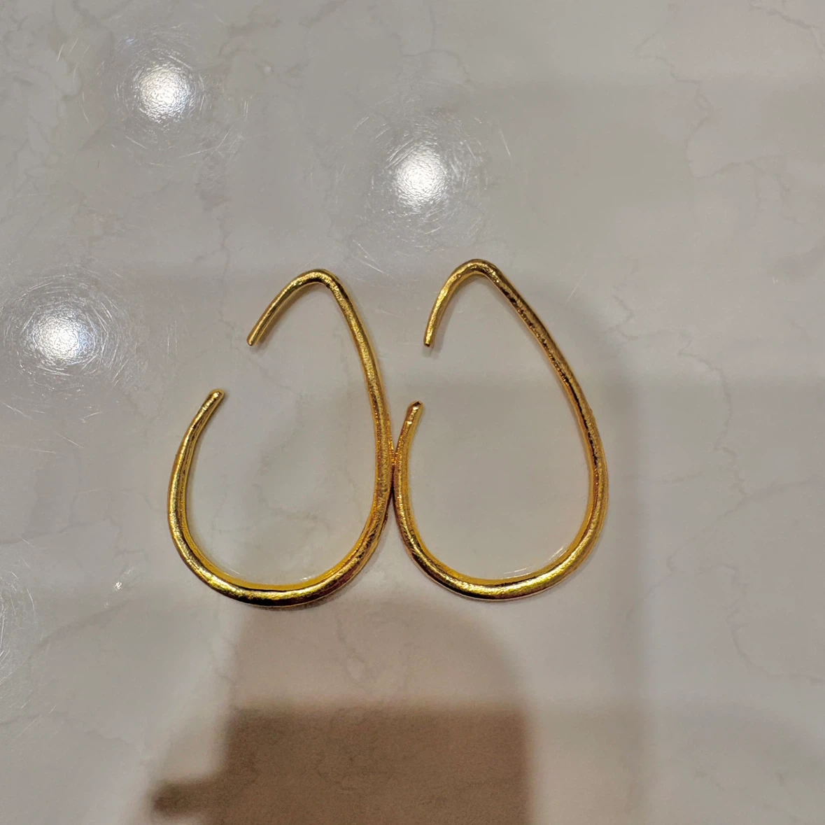 新品未使用 フープピアス