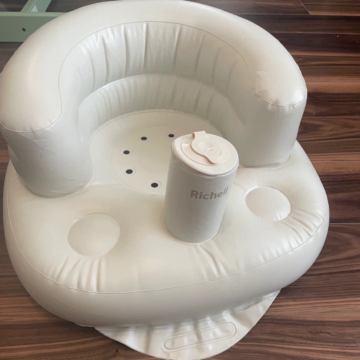 美品　リッチェル ふかふかベビーチェア